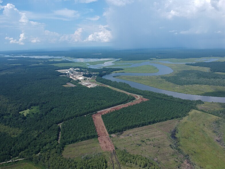 3300 Cypress Gardens Rd, Moncks Corner, SC à vendre - Photo du bâtiment - Image 1 de 12