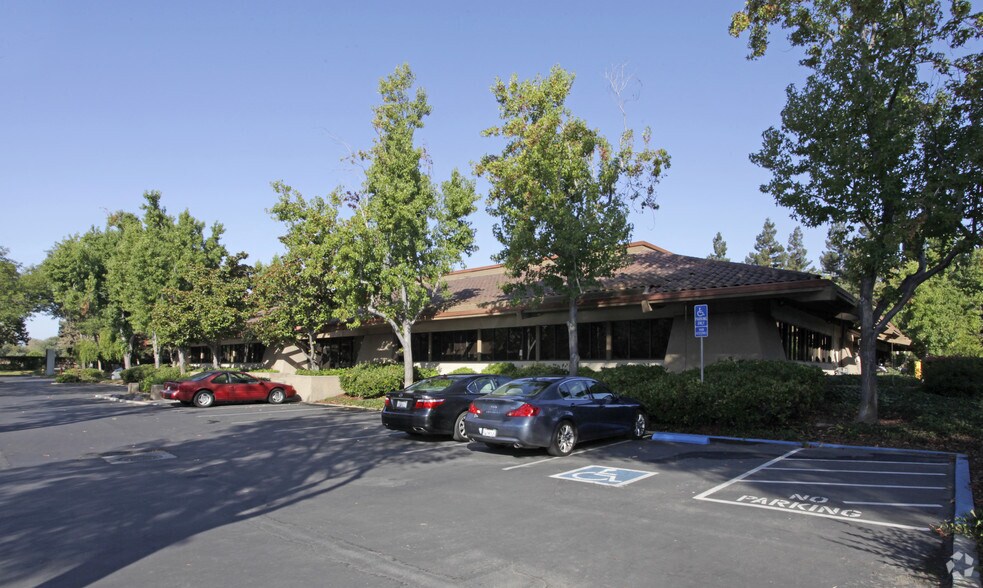 2728 Orchard Pky, San Jose, CA for lease - Building Photo - Image 2 of 10