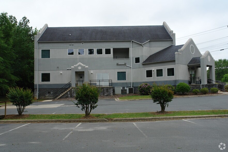 1774 W Roosevelt Blvd, Monroe, NC à louer - Photo du bâtiment - Image 2 de 7