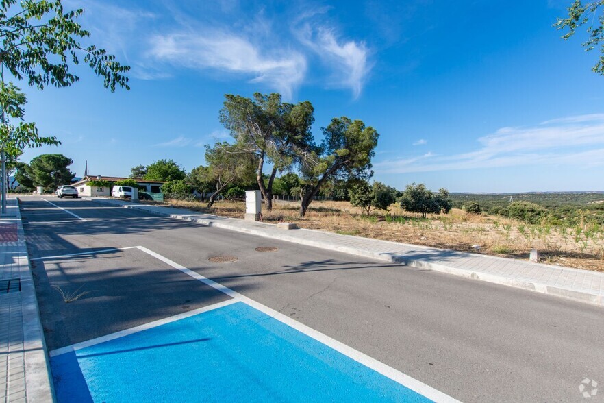 Land in Las Rozas de Madrid, MAD for sale - Primary Photo - Image 1 of 5