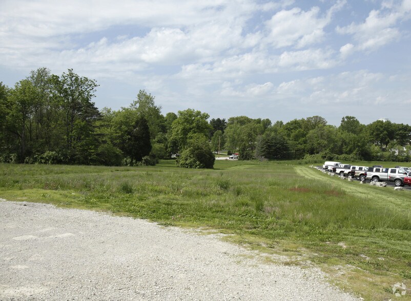 4601 S Lindbergh Blvd, Saint Louis, MO à louer - Photo du bâtiment - Image 3 de 4