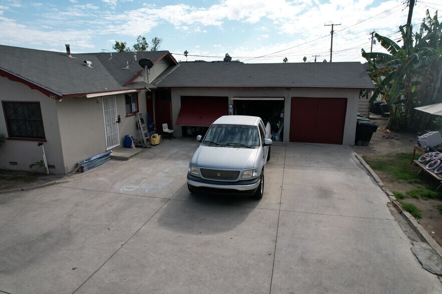 1163-1169 N Mayfair Ave, Anaheim, CA à vendre - Photo du bâtiment - Image 3 de 12