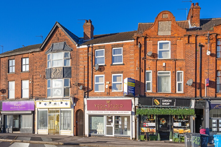 5 Princes Ave, Hull for sale - Primary Photo - Image 2 of 3