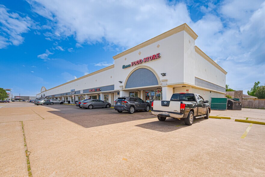 8002-8138 Boone Rd, Houston, TX à vendre - Photo du bâtiment - Image 1 de 20