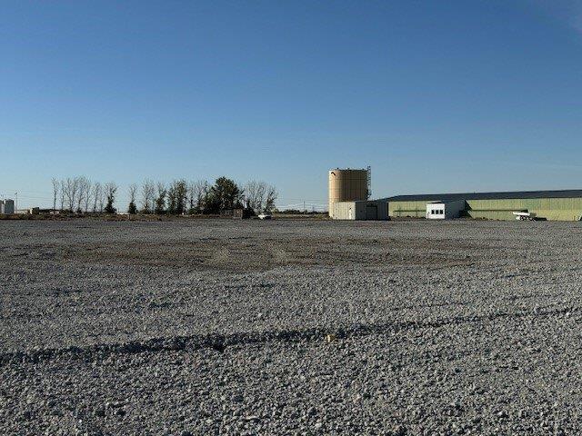 78035 Highway 207, Hermiston, OR à vendre - Photo du bâtiment - Image 2 de 3
