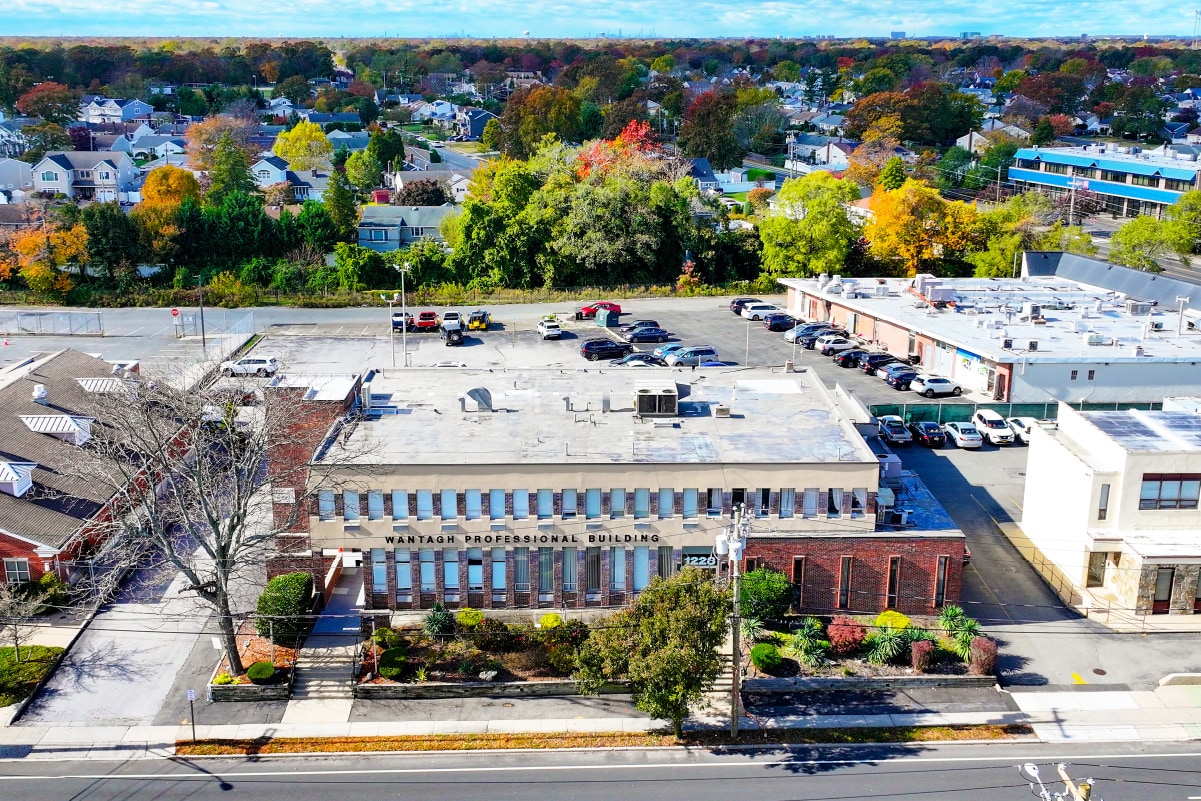1228 Wantagh Ave, Wantagh, NY for sale Building Photo- Image 1 of 5