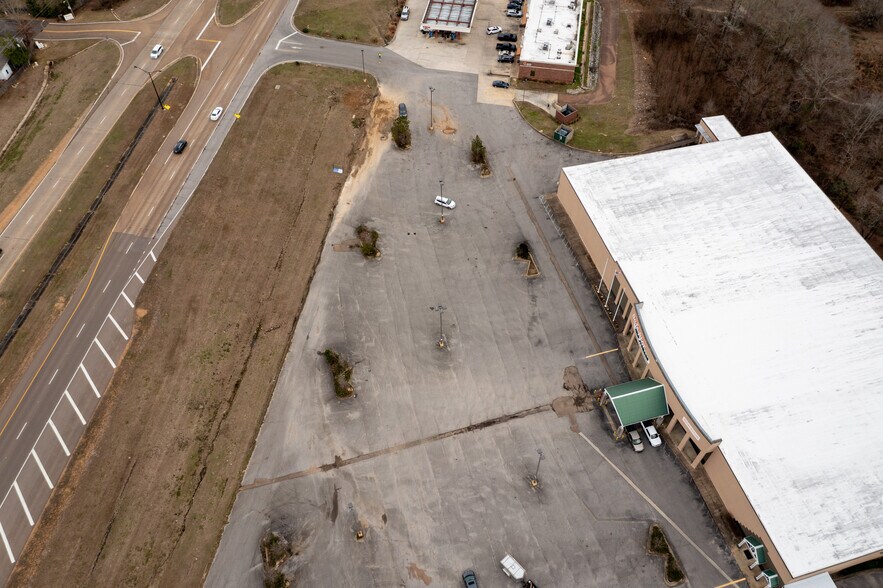 5978 Lakeland Dr, Brandon, MS à vendre - Photo du bâtiment - Image 2 de 6