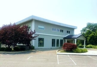 Plus de détails pour 333 Hooper Rd, Endwell, NY - Bureau à vendre