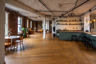 157 Alexander St, Vancouver, BC for lease Interior Photo- Image 2 of 14