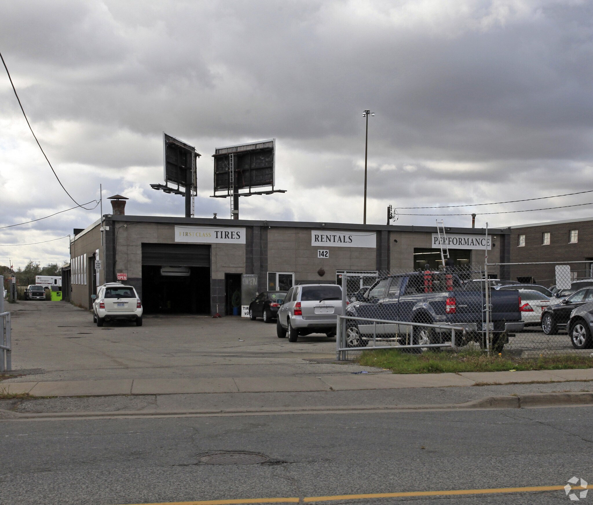 142 Oakdale Rd, Toronto, ON à vendre Photo principale- Image 1 de 1