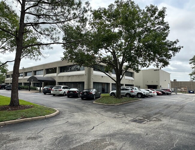 More details for 10615 Shadow Wood Dr, Houston, TX - Office for Lease