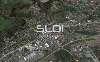 Plus de détails pour Local d'activités à louer