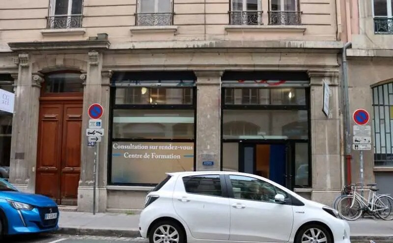 Immeuble residentiel dans Lyon à vendre Photo du bâtiment- Image 1 de 21