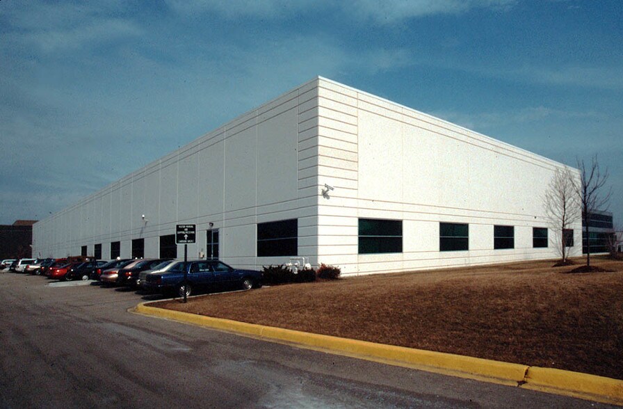 605 Heathrow Dr, Lincolnshire, IL à louer - Autre - Image 3 de 7