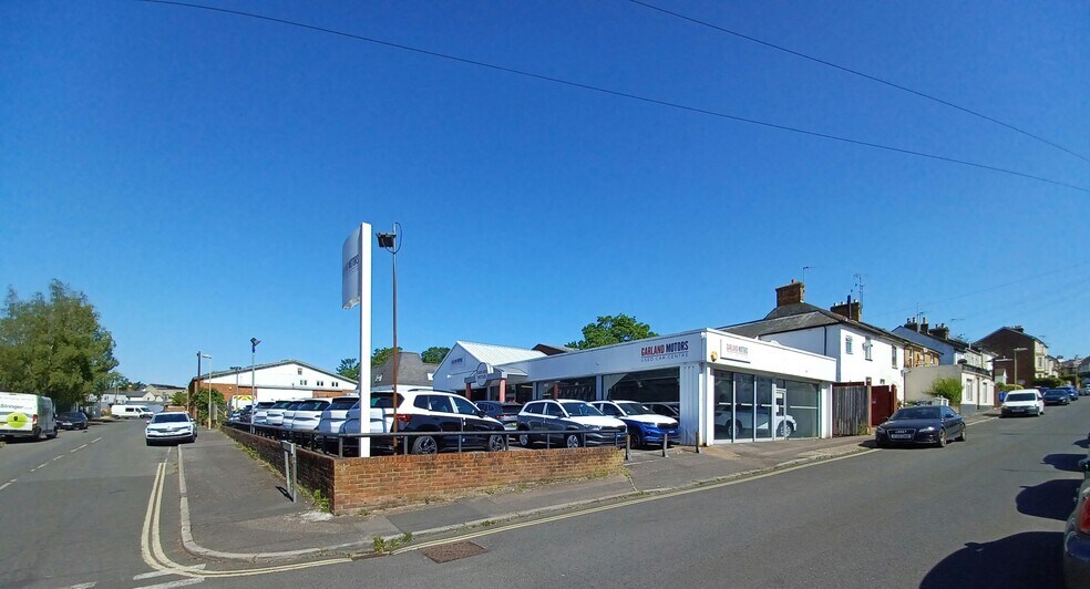 20 Waterloo Rd, Aldershot à vendre - Photo principale - Image 1 de 9