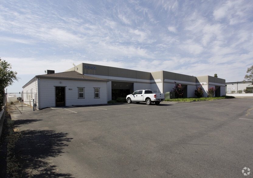 3640 Cincinnati Ave, Rocklin, CA for lease - Primary Photo - Image 2 of 4