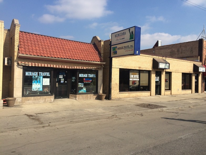 6221 N Milwaukee Ave, Chicago, IL for lease - Building Photo - Image 1 of 4