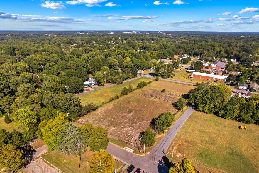 214 Phoenix Street, Statesville, NC for sale - Aerial - Image 3 of 4