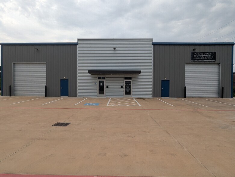 16311-16315 Dundee Rd, Cypress, TX for lease - Building Photo - Image 1 of 3