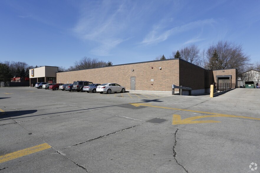 3500 W 183rd St, Hazel Crest, IL à vendre - Photo du bâtiment - Image 2 de 4