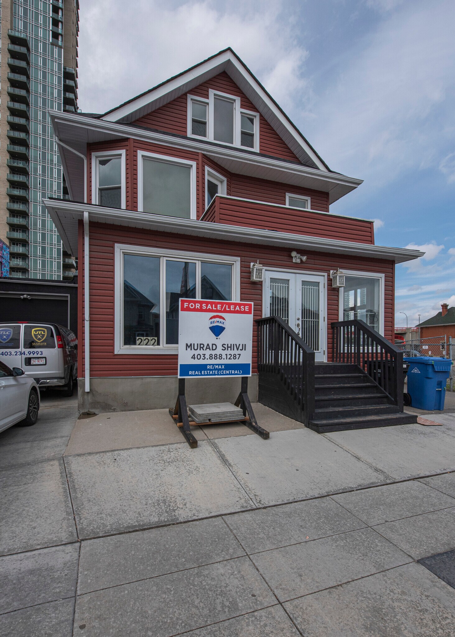 222 17th Ave SE, Calgary, AB à vendre Photo du bâtiment- Image 1 de 1