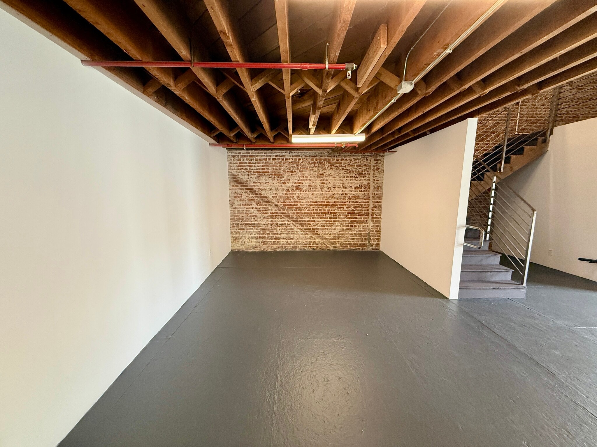5176 Santa Monica Blvd, Los Angeles, CA for lease Interior Photo- Image 1 of 3