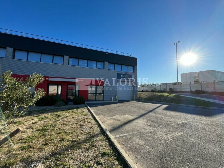 1655 Avenue De La Mediterranee, Gignac-la-Nerthe for lease - Building Photo - Image 2 of 13