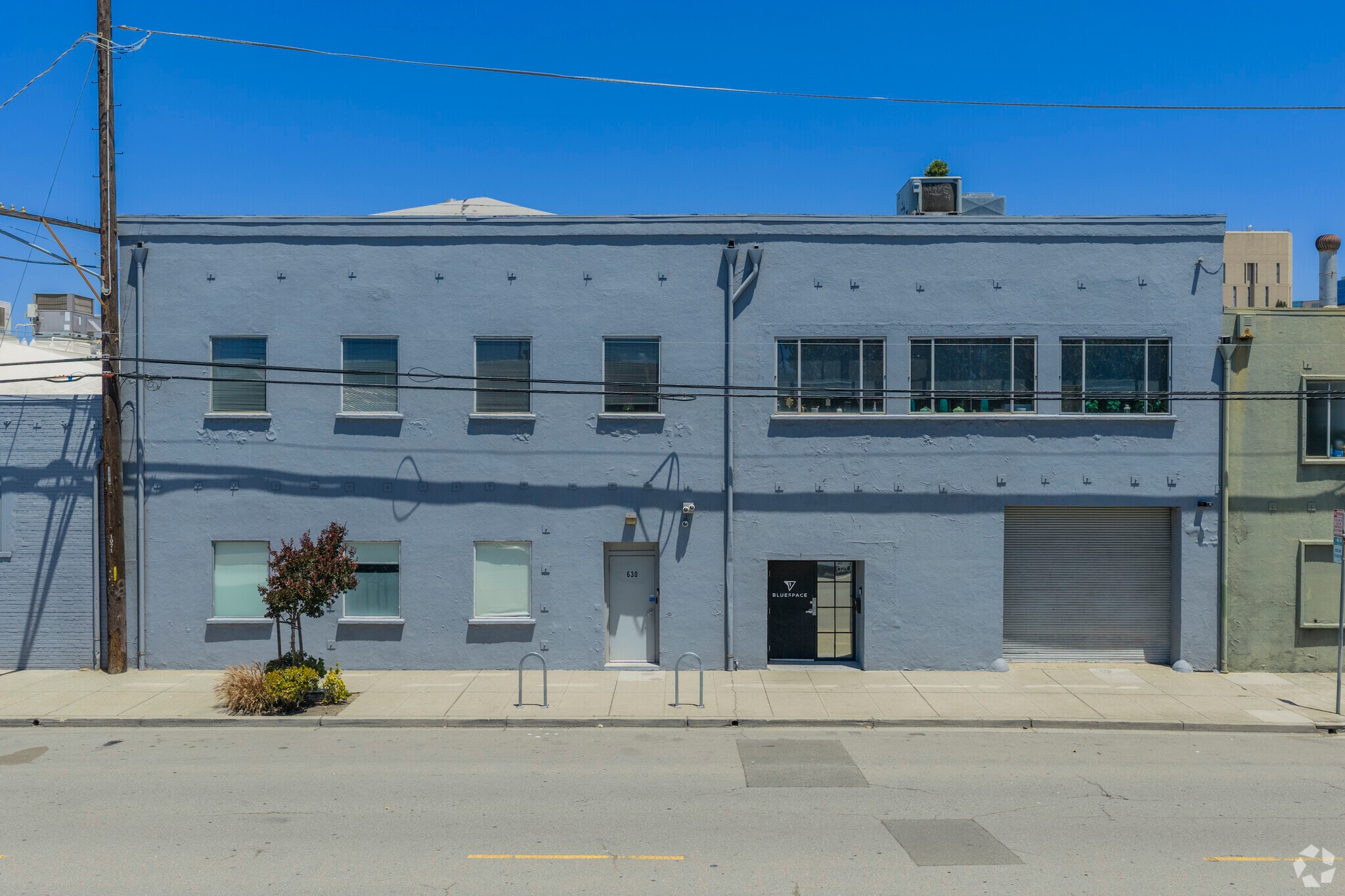620 3rd St, Oakland, CA à louer Photo du bâtiment- Image 1 de 11