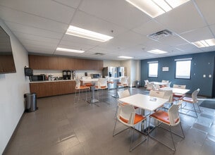 800 8th Ave, Greeley, CO for lease Interior Photo- Image 2 of 6