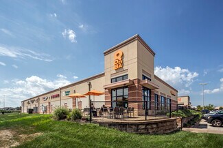 Plus de détails pour 7863-7875 Town Square Ave, Dardenne Prairie, MO - Commerce de détail à louer