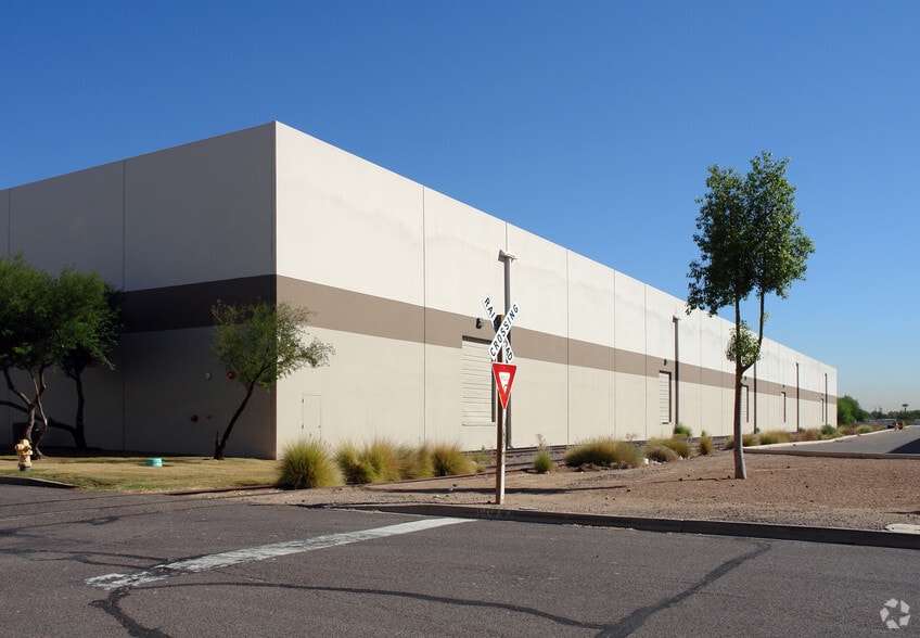 4441 W Polk St, Phoenix, AZ for lease - Building Photo - Image 3 of 16