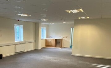 Parkway, Dorchester for lease Interior Photo- Image 1 of 3