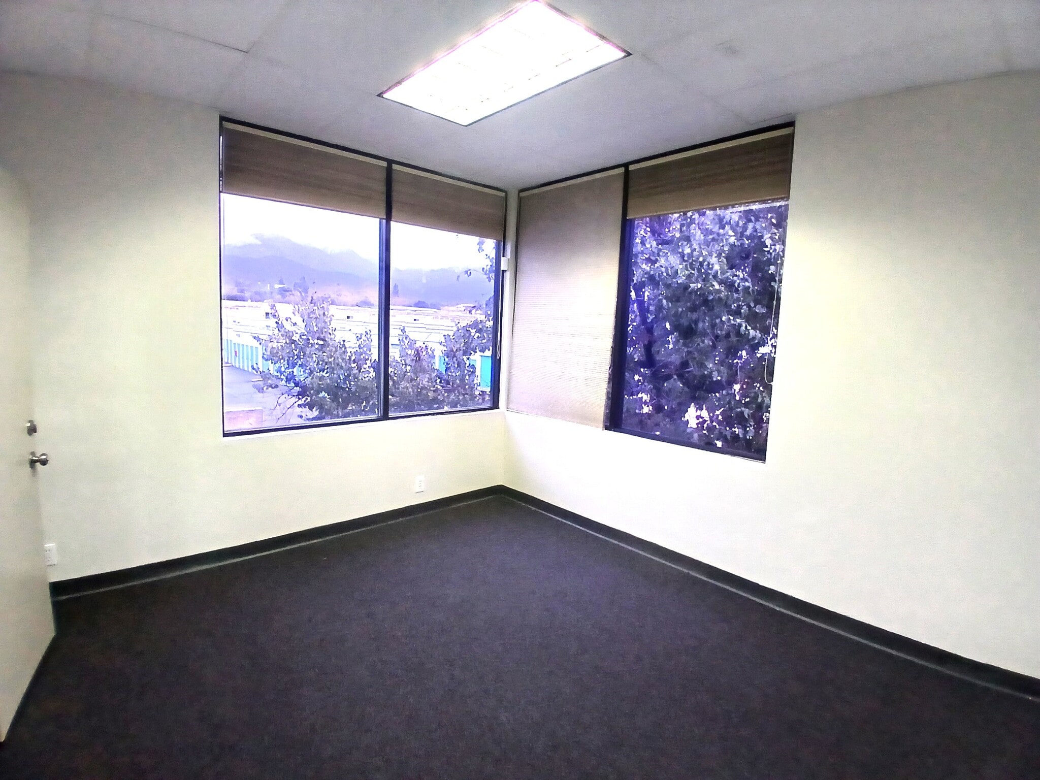 1040 N Benson Ave, Upland, CA for lease Interior Photo- Image 1 of 14
