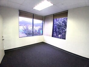 1040 N Benson Ave, Upland, CA for lease Interior Photo- Image 1 of 14