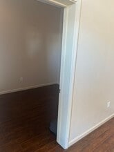 100 E Robertson Blvd, Chowchilla, CA à louer Photo du bâtiment- Image 2 de 16