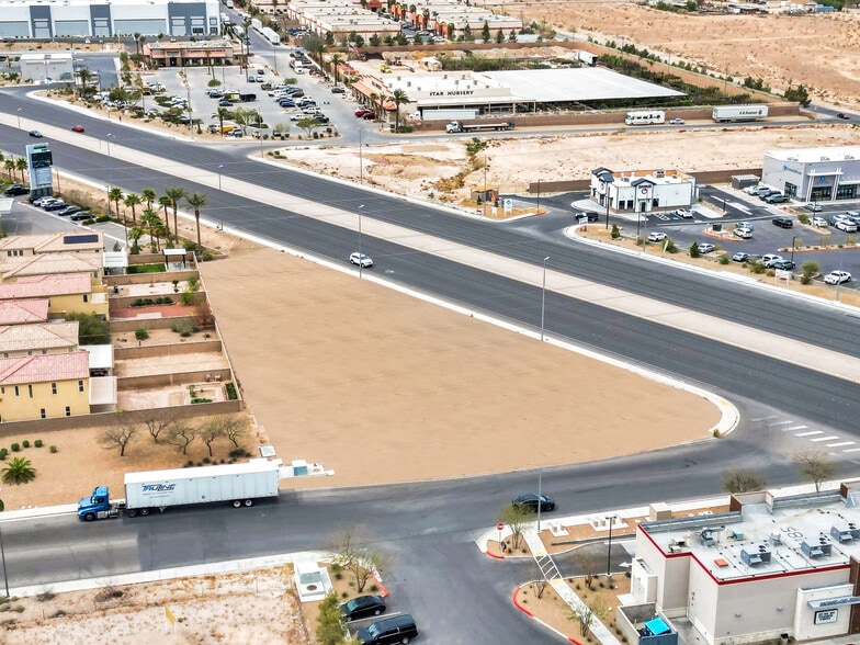 SW Blue Diamond Rd Rd, Las Vegas, NV for lease - Building Photo - Image 2 of 8