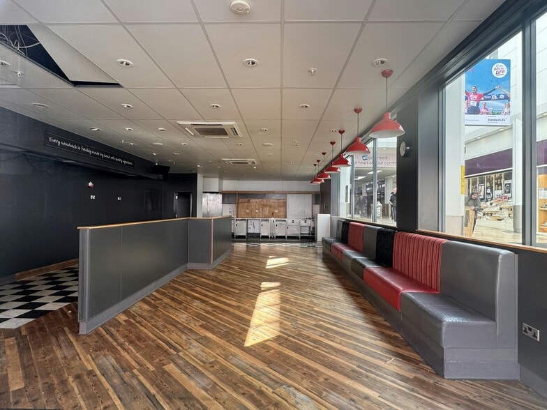 Union Gallery, Bristol for lease - Building Photo - Image 3 of 4