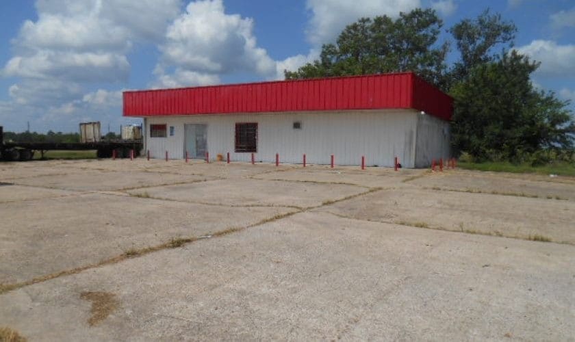 4860 S State Highway 71, El Campo, TX for sale Primary Photo- Image 1 of 5