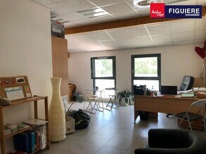 1652 Avenue Paul Jullien, Le Tholonet à louer Photo intérieure- Image 2 de 2