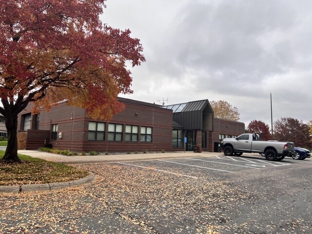 4701 Galaxie Ave, Eagan, MN à vendre Photo principale- Image 1 de 3