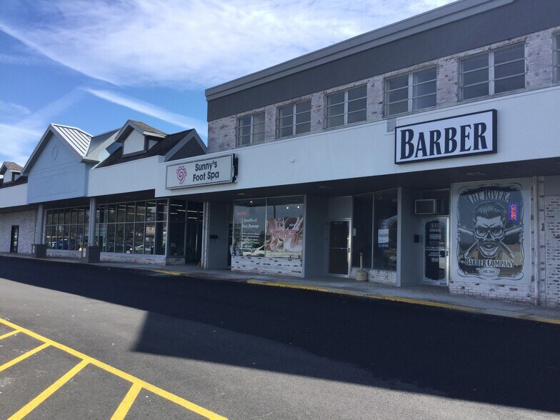 6333-6339 Olde York Rd, Cleveland, OH à louer - Photo du bâtiment - Image 2 de 9