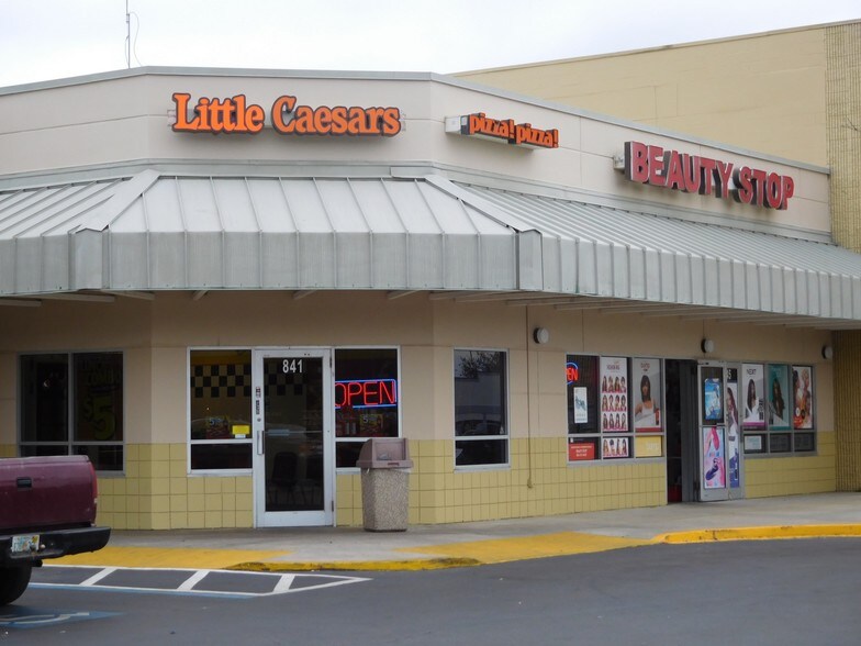 805-907 S State Road 19, Palatka, FL à louer - Photo du bâtiment - Image 2 de 4