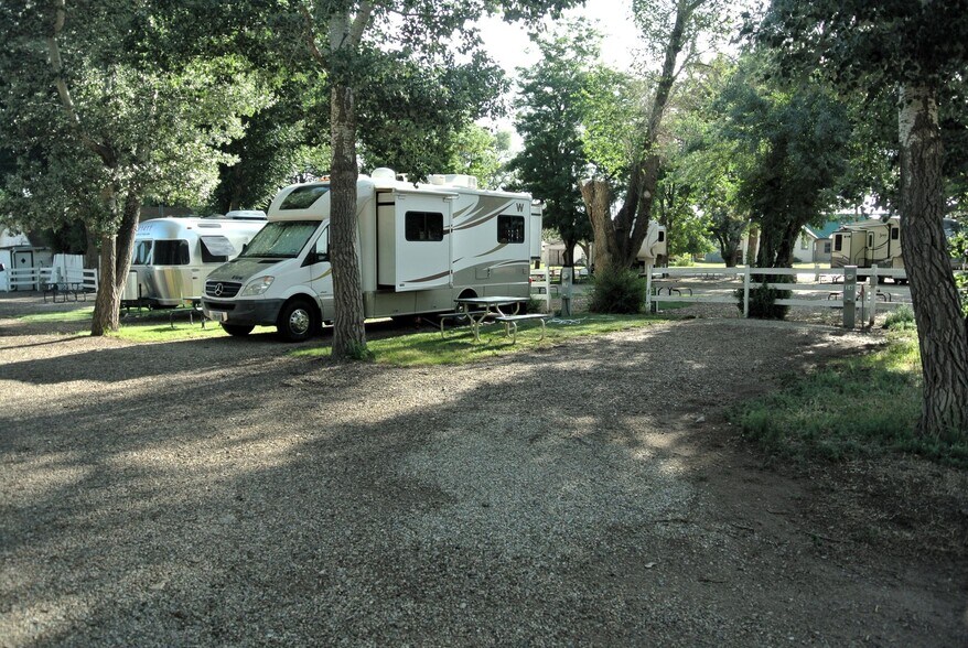 226 W Grand St, La Veta, CO à vendre - Photo du bâtiment - Image 2 de 11