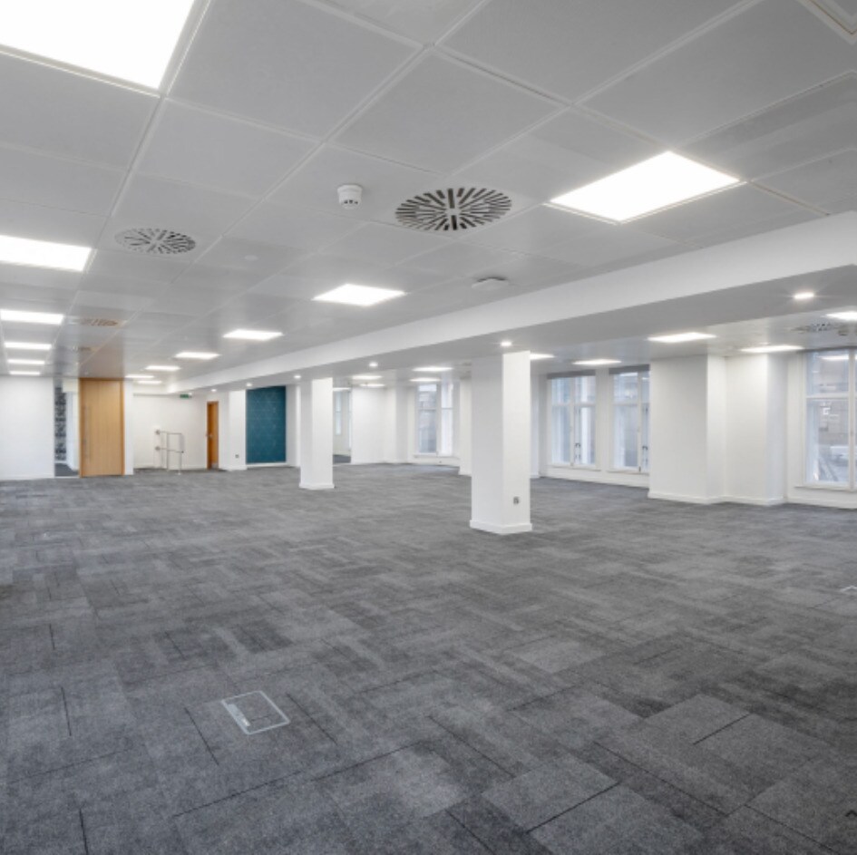 12-24 Oxford Ct, Manchester for lease Building Photo- Image 1 of 21