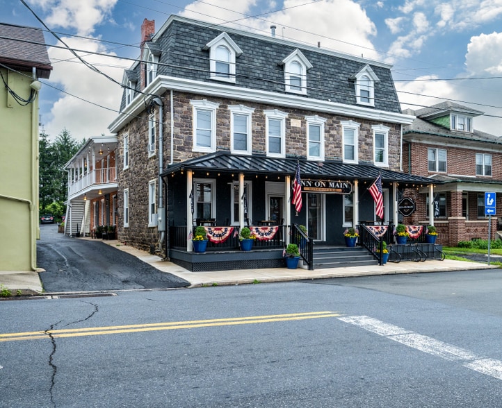 401 Main St, Oley, PA for sale - Building Photo - Image 1 of 10