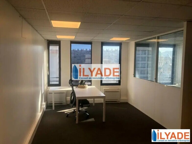 348 Avenue Du Prado, Marseille à louer - Photo intérieure - Image 2 de 6