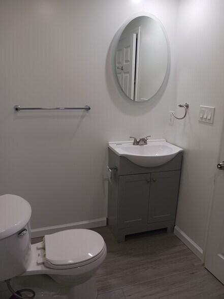 24 SW 13th St, Dania Beach, FL à vendre - Photo intérieure - Image 3 de 15