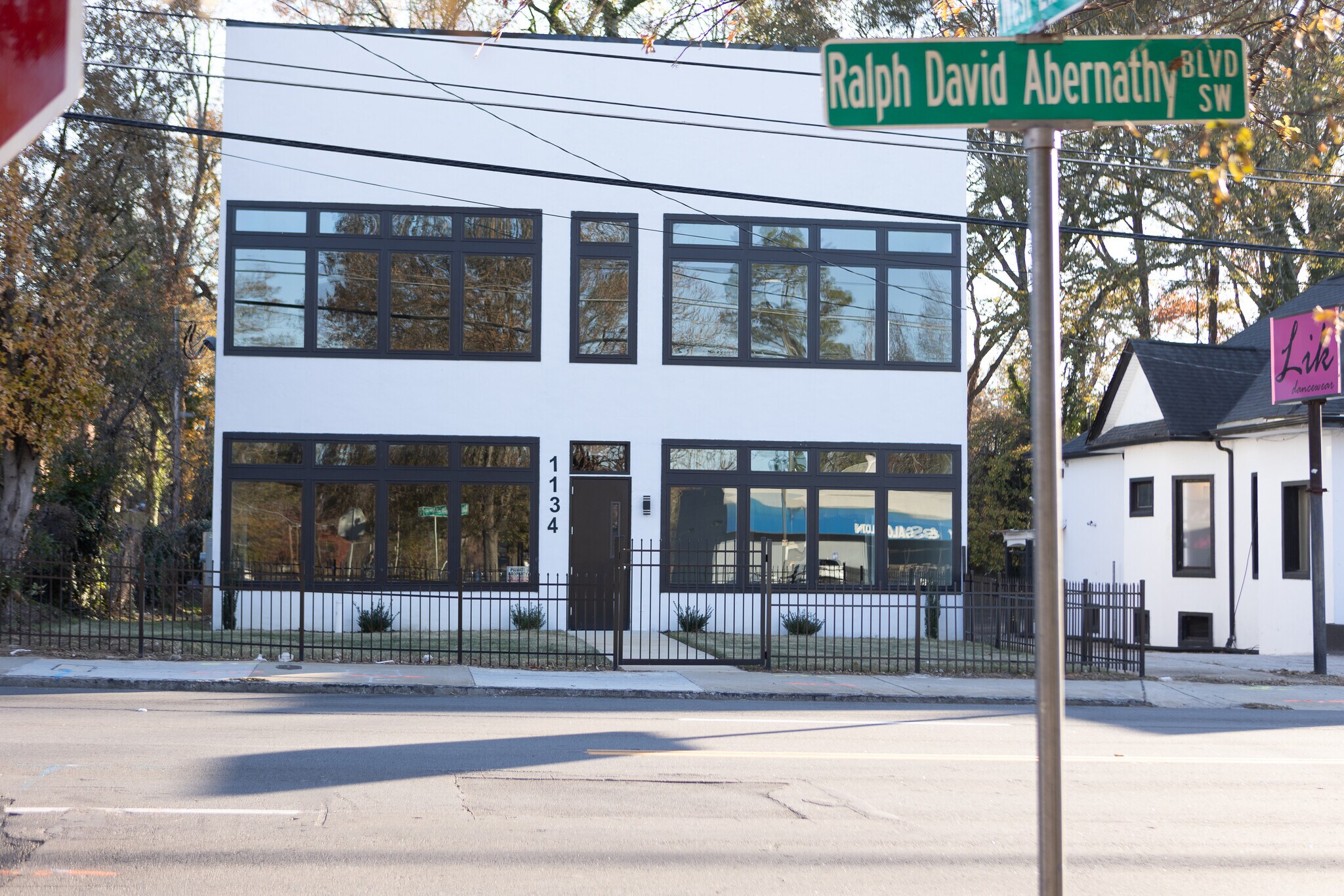 1134 Ralph David Abernathy Blvd, Atlanta, GA à louer Photo principale- Image 1 de 4