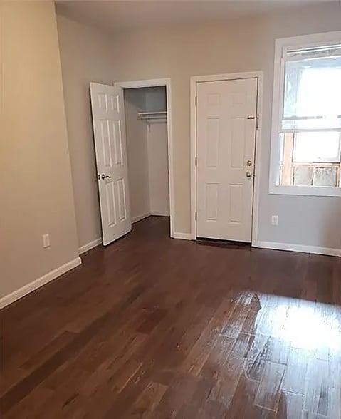 832 Mount Prospect Ave, Newark, NJ for sale - Interior Photo - Image 3 of 6