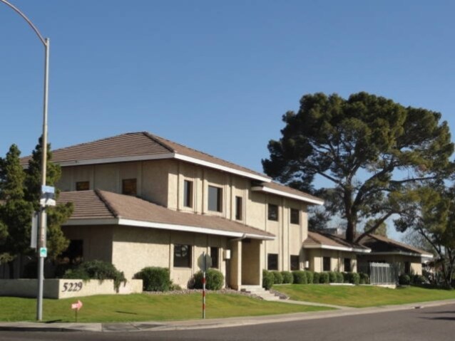 5229 N 7th Ave, Phoenix, AZ à louer - Photo du bâtiment - Image 2 de 37